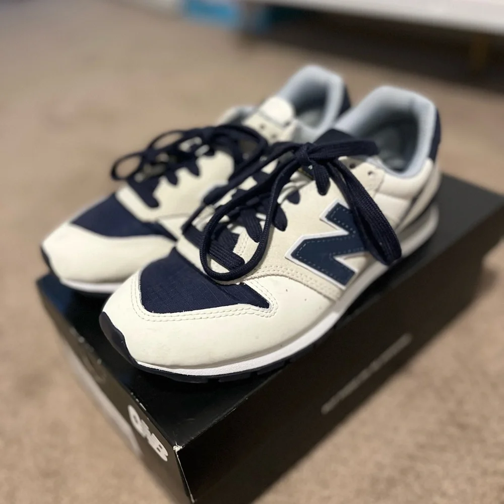 New Balance FIGS 996 Sneakers - Picture 2 of 3
